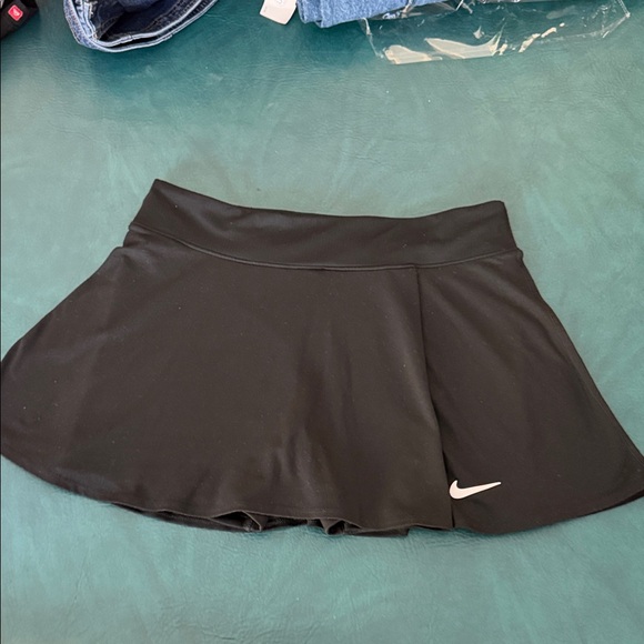 Nike Dresses & Skirts - Nike Dy Fit Flouncy Black Skort